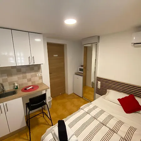 Con Bano Y Cocina Privada Appartamento Valenza