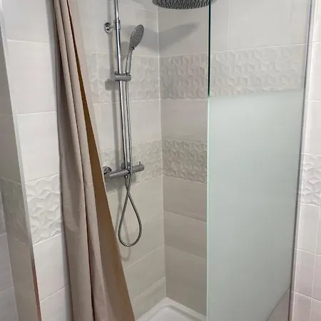 Con Bano Y Cocina Privada Appartement Valence