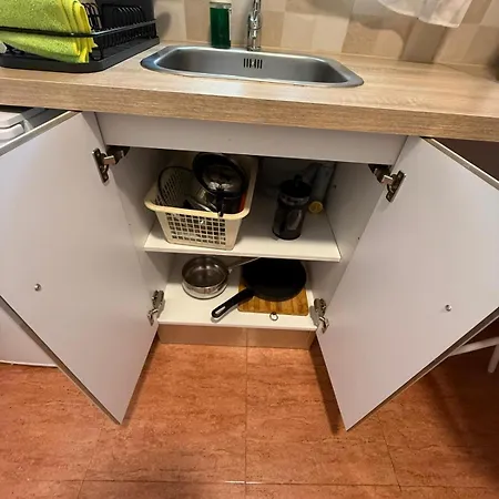 Con Cocina Y Bano Privado De Temporada Vacaciones Largas Long Desde 11 Noches Apartman