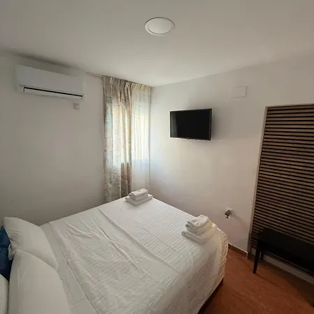 Con Cocina Y Bano Privado De Temporada Vacaciones Largas Long Desde 11 Noches Apartman *