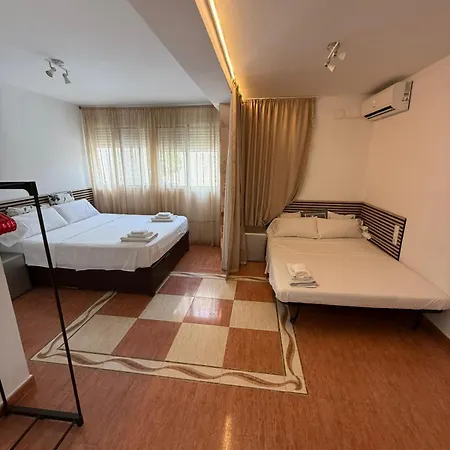 Con Cocina Y Bano Privado De Temporada Vacaciones Largas Long Desde 11 Noches Apartman Valencia