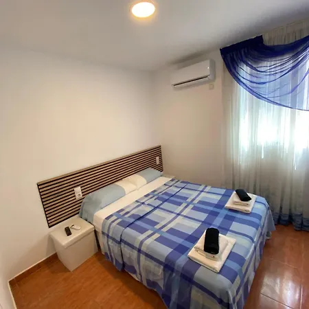 Apartman Con Cocina Y Bano Privado De Temporada Vacaciones Largas Long Desde 11 Noches Valencia