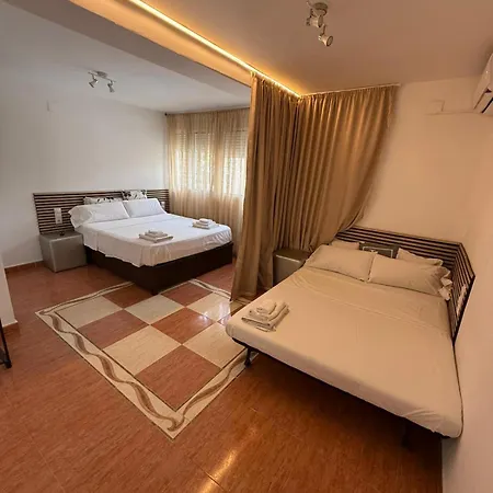 Con Cocina Y Bano Privado De Temporada Vacaciones Largas Long Desde 11 Noches Apartman Valencia