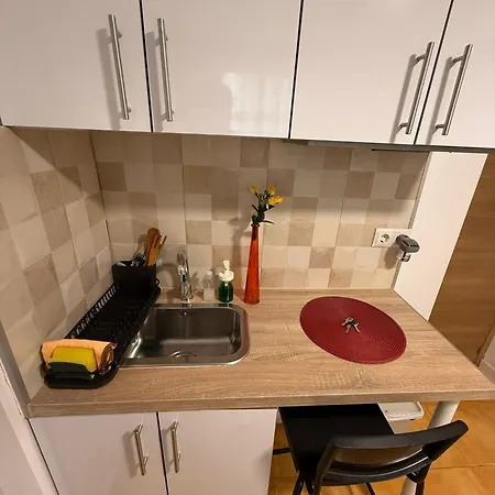 Con Cocina Y Bano Privado De Temporada Vacaciones Largas Long Desde 11 Noches Apartman