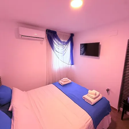 Con Cocina Y Bano Privado De Temporada Vacaciones Largas Long Desde 11 Noches Apartman *