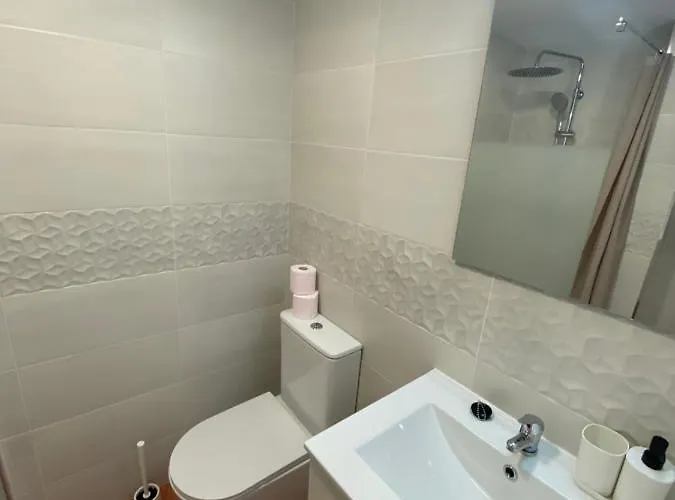 Lägenhet Con Cocina Y Bano Privado De Temporada Vacaciones Largas Long Desde 11 Noches Valencia