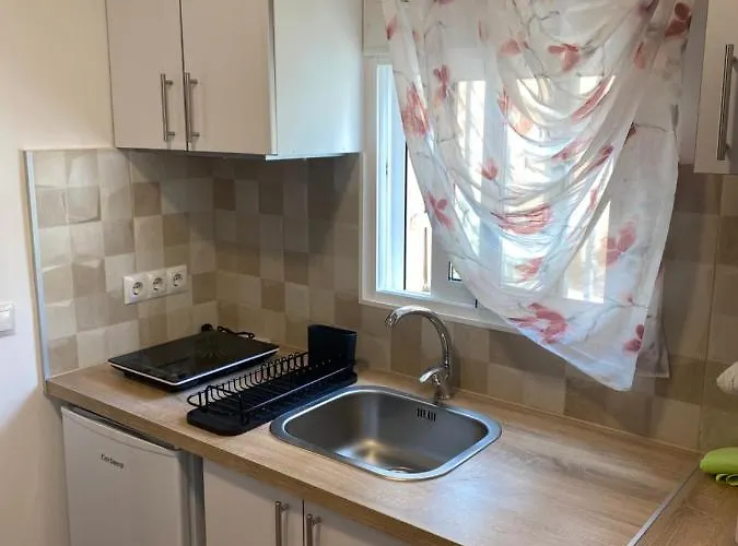 Con Cocina Y Bano Privado De Temporada Vacaciones Largas Long Desde 11 Noches Valencia
