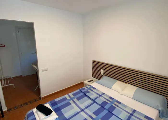 Con Cocina Y Bano Privado De Temporada Vacaciones Largas Long Desde 11 Noches Lägenhet *